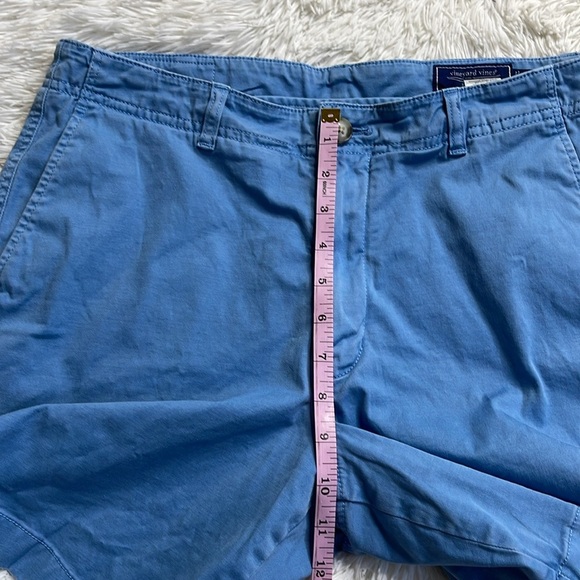 Vineyard Vines Island Shorts - Picture 5 of 8